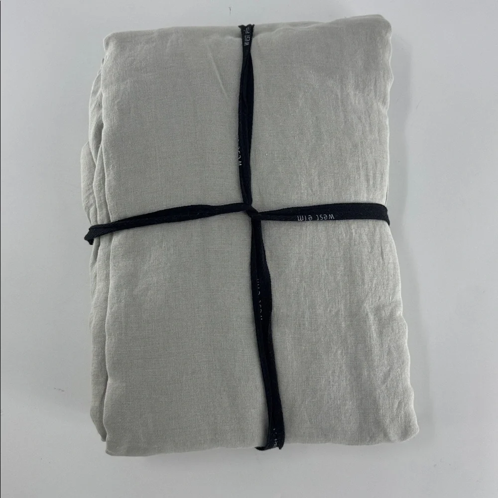West Elm Belgian Flax Linen Gray Duvet Cover Size Full/Queen NWT